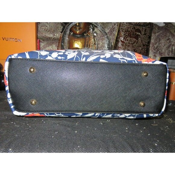 Trina Turk Kardin De Paris Floral Poppies Vegan Leather Double Handle Tote NWT - Picture 5 of 12